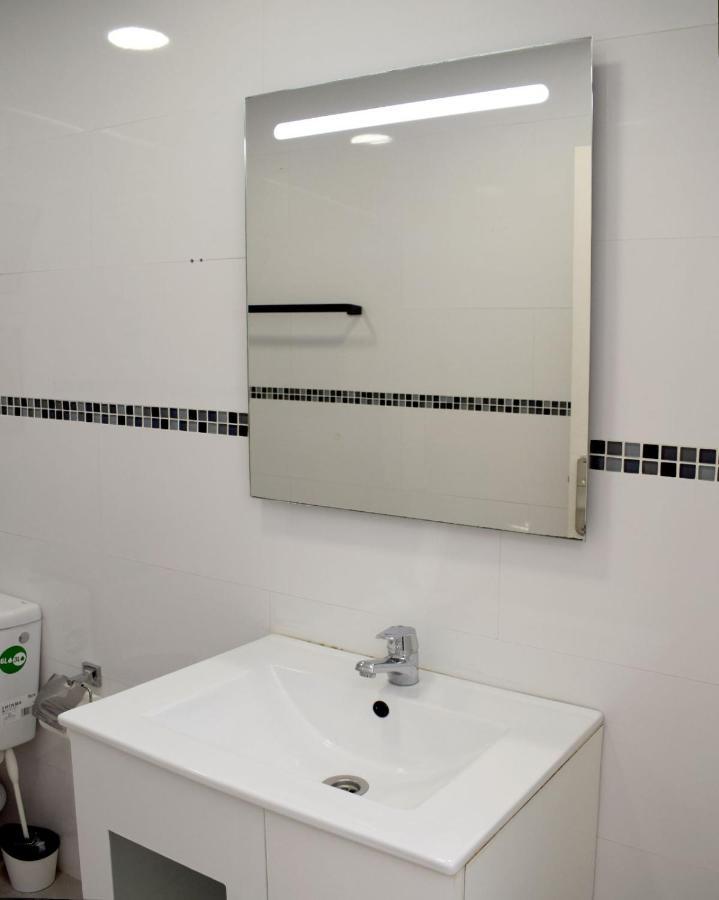 Apartamentos Atlas Terrassa II Exterior photo